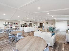 17918 23rd Lane NE F201, Shoreline WA 98155