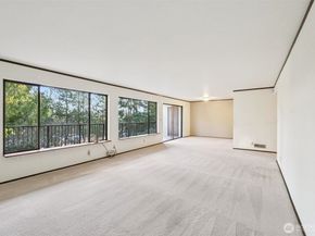 17918 23rd Lane NE F201, Shoreline WA 98155