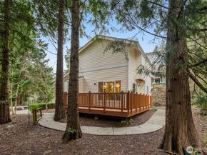 20803 NE 15th Lane, Sammamish WA 98074