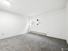 4404 146th Place NE N16, Bellevue WA 98007