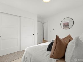 6540 B Latona Avenue NE, Seattle WA 98115