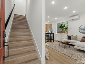 6540 B Latona Avenue NE, Seattle WA 98115