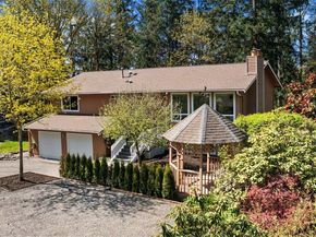1525 218th Place NE, Sammamish WA 98074