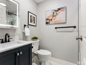 1525 218th Place NE, Sammamish WA 98074