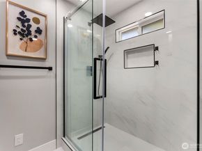 1525 218th Place NE, Sammamish WA 98074