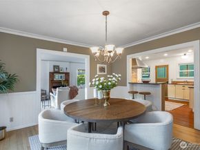 1828 NE Ravenna Boulevard, Seattle WA 98105