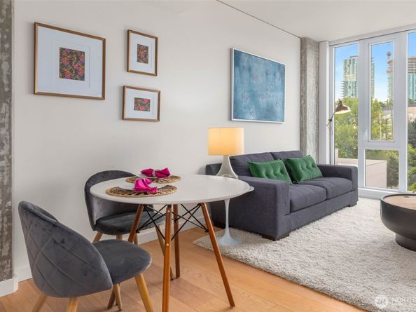 450 S Main Street 903, Seattle WA 98104