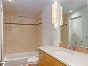 1700 Bellevue Avenue 301, Seattle WA 98122