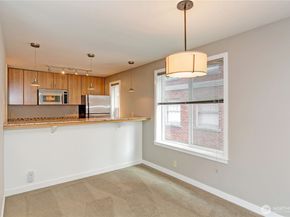 1700 Bellevue Avenue 301, Seattle WA 98122