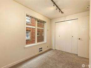 1700 Bellevue Avenue 301, Seattle WA 98122