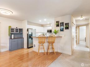 11130 SE 208th Street M104, Kent WA 98031