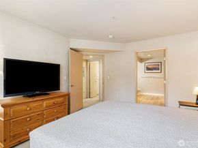 11130 SE 208th Street M104, Kent WA 98031