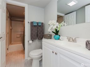 1700 W Sunn Fjord L103, Bremerton WA 98312