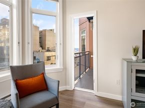2415 2nd Avenue 432, Seattle WA 98121