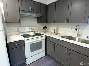 1555 Union Avenue NE G38, Renton WA 98059