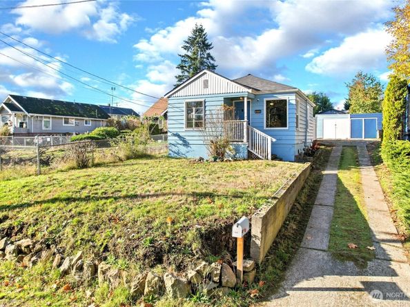 1519 N Callow Avenue, Bremerton WA 98312