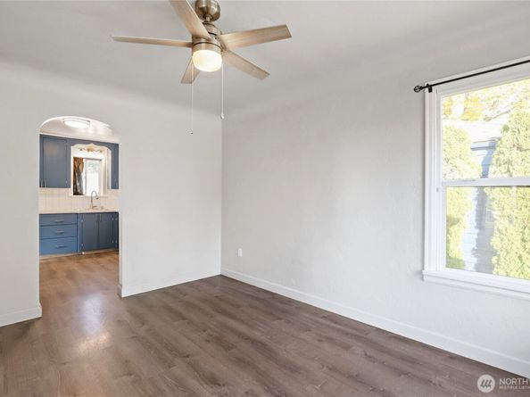 1519 N Callow Avenue, Bremerton WA 98312