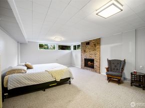 15916 Larch Way, Lynnwood WA 98087