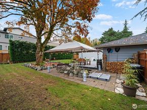 15916 Larch Way, Lynnwood WA 98087