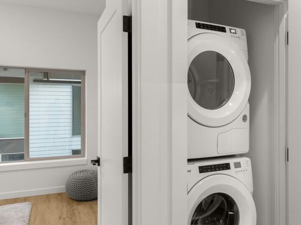 1203 H N Allen Place, Seattle WA 98103