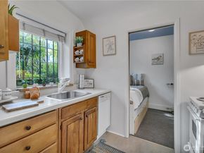 1101 17th Avenue 101, Seattle WA 98122