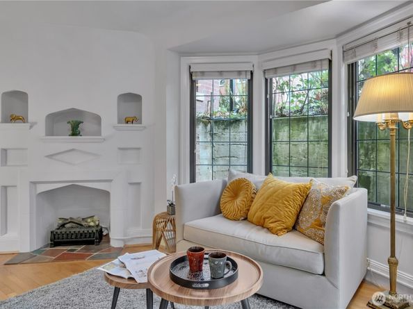 1101 17th Avenue 101, Seattle WA 98122