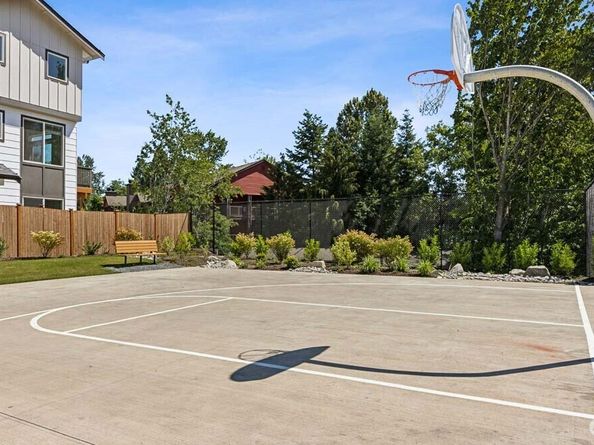 16111 36th Avenue W B2, Lynnwood WA 98087