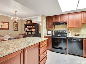 4106 Factoria Boulevard SE 116, Bellevue WA 98006