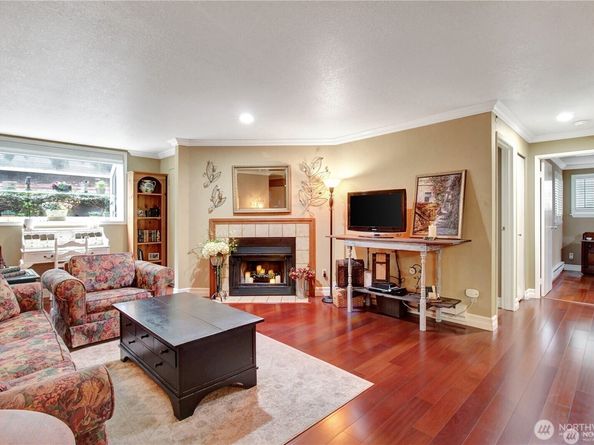 4106 Factoria Boulevard SE 116, Bellevue WA 98006