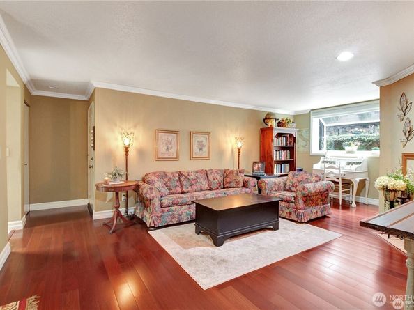 4106 Factoria Boulevard SE 116, Bellevue WA 98006