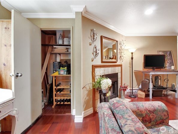 4106 Factoria Boulevard SE 116, Bellevue WA 98006