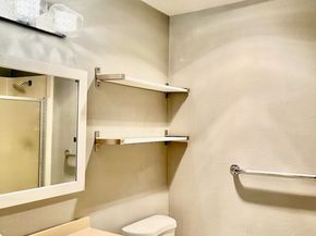 2020 S Grant Avenue A302, Renton WA 98055