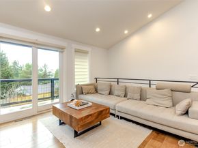 2000 NE 27th Street, Renton WA 98056