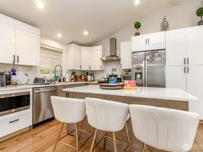 2000 NE 27th Street, Renton WA 98056