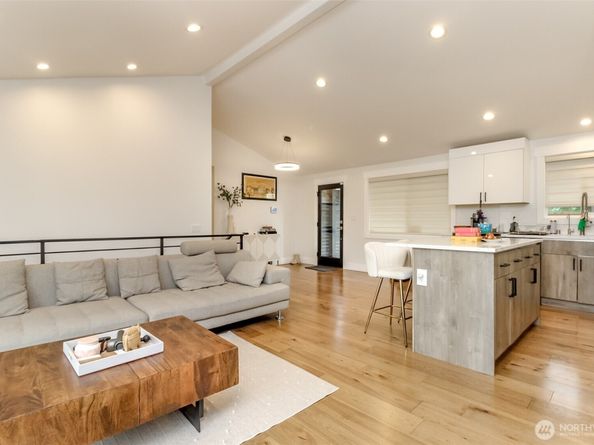 2000 NE 27th Street, Renton WA 98056