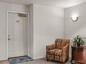 430 SW 156th Street 103, Burien WA 98166