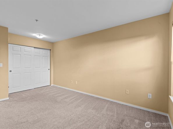 430 SW 156th Street 103, Burien WA 98166