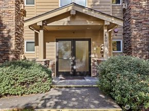430 SW 156th Street 103, Burien WA 98166