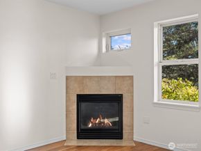 430 SW 156th Street 103, Burien WA 98166