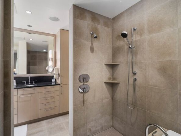 1521 2nd Avenue 1903, Seattle WA 98101