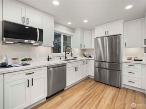 30150 10th Avenue SW, Federal Way WA 98023