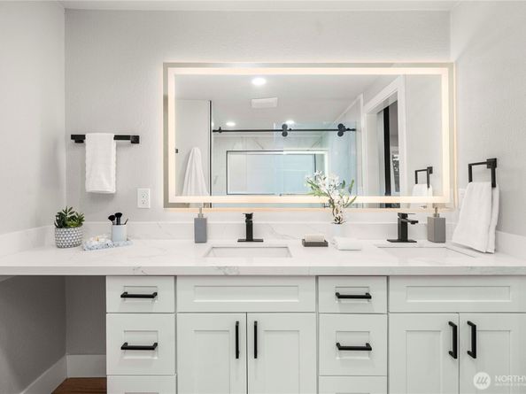 30150 10th Avenue SW, Federal Way WA 98023