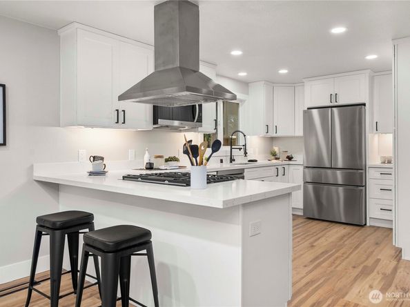 30150 10th Avenue SW, Federal Way WA 98023