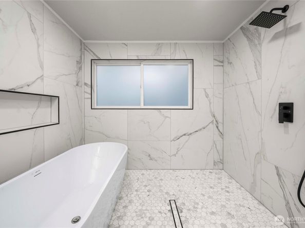 30150 10th Avenue SW, Federal Way WA 98023