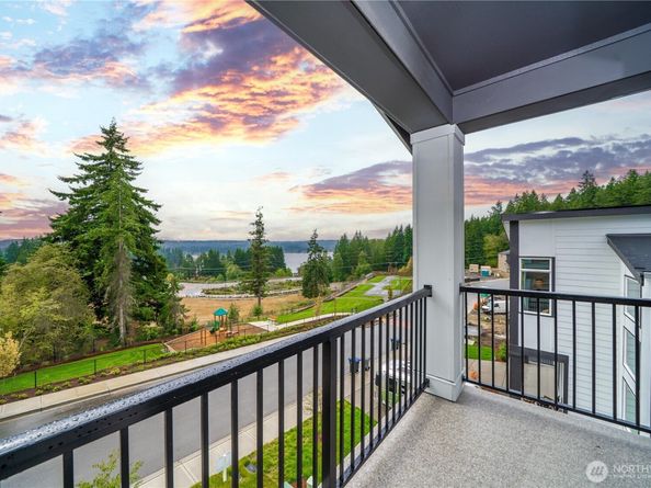 17530 NE Midnight Sun Loop, Poulsbo WA 98370