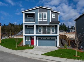 17530 NE Midnight Sun Loop, Poulsbo WA 98370