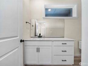 17530 NE Midnight Sun Loop, Poulsbo WA 98370