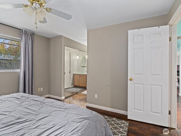 25918 14th Avenue S, Des Moines WA 98198