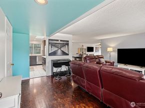 25918 14th Avenue S, Des Moines WA 98198