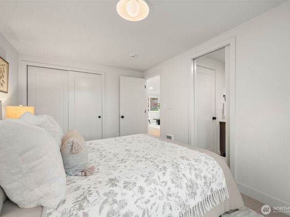 10852 4th Avenue S, Seattle WA 98168